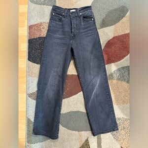 Levi’s ribcage straight cropped jeans